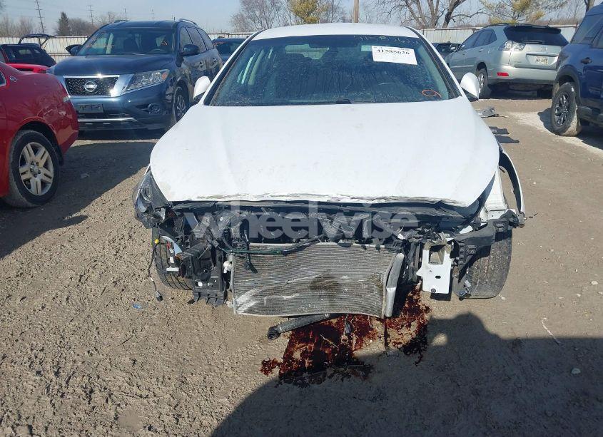 Photo 6 of 2019 Hyundai Sonata SE (VIN 5NPE24AF5KH740594)