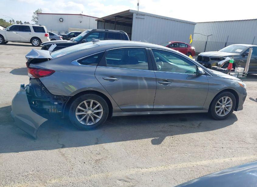 Photo 13 of 2019 Hyundai Sonata SE (VIN 5NPE24AF5KH742748)