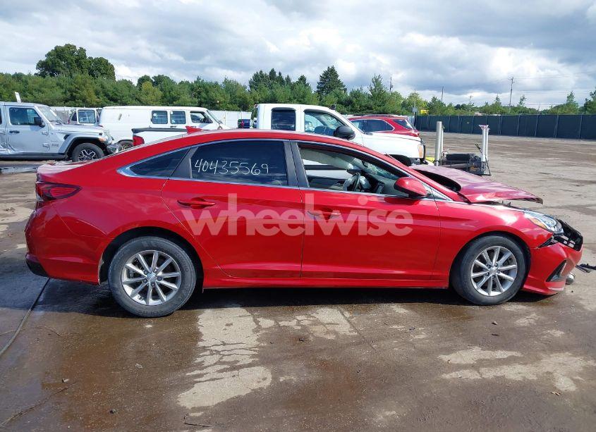 Photo 13 of 2019 Hyundai Sonata SE (VIN 5NPE24AF5KH755676)