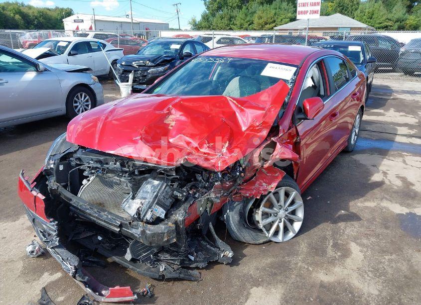 Photo 2 of 2019 Hyundai Sonata SE (VIN 5NPE24AF5KH755676)