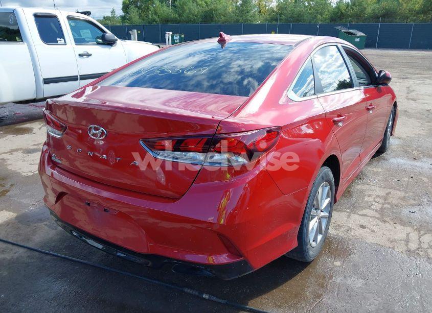 Photo 4 of 2019 Hyundai Sonata SE (VIN 5NPE24AF5KH755676)