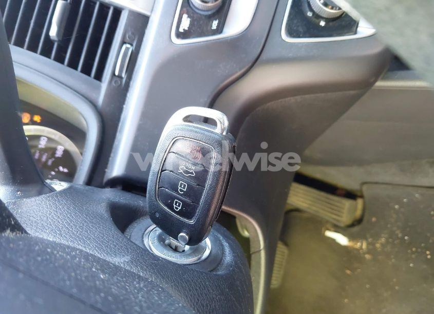 Photo 11 of 2019 Hyundai Sonata SE (VIN 5NPE24AF5KH758089)