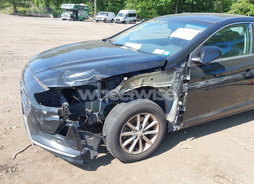 Photo 6 of 2019 Hyundai Sonata SE (VIN 5NPE24AF5KH758089)