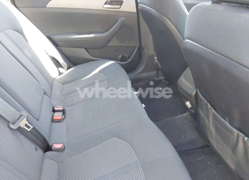 Photo 8 of 2019 Hyundai Sonata SE (VIN 5NPE24AF5KH758089)