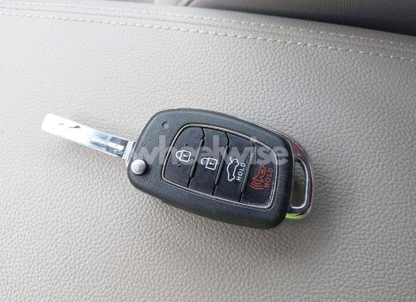 Photo 11 of 2019 Hyundai Sonata SE (VIN 5NPE24AF5KH800020)