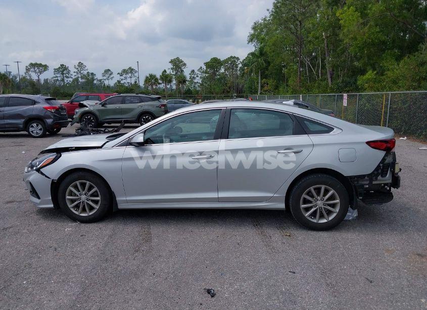 Photo 15 of 2019 Hyundai Sonata SE (VIN 5NPE24AF5KH800020)