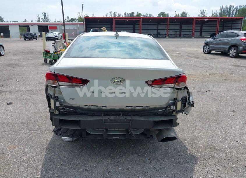 Photo 6 of 2019 Hyundai Sonata SE (VIN 5NPE24AF5KH800020)