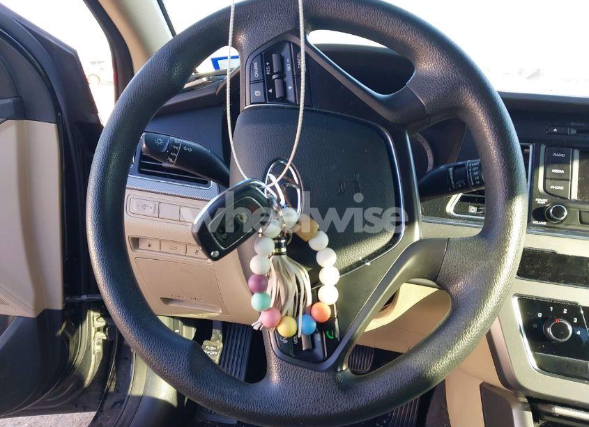 Photo 11 of 2015 Hyundai Sonata SE (VIN 5NPE24AF6FH019156)