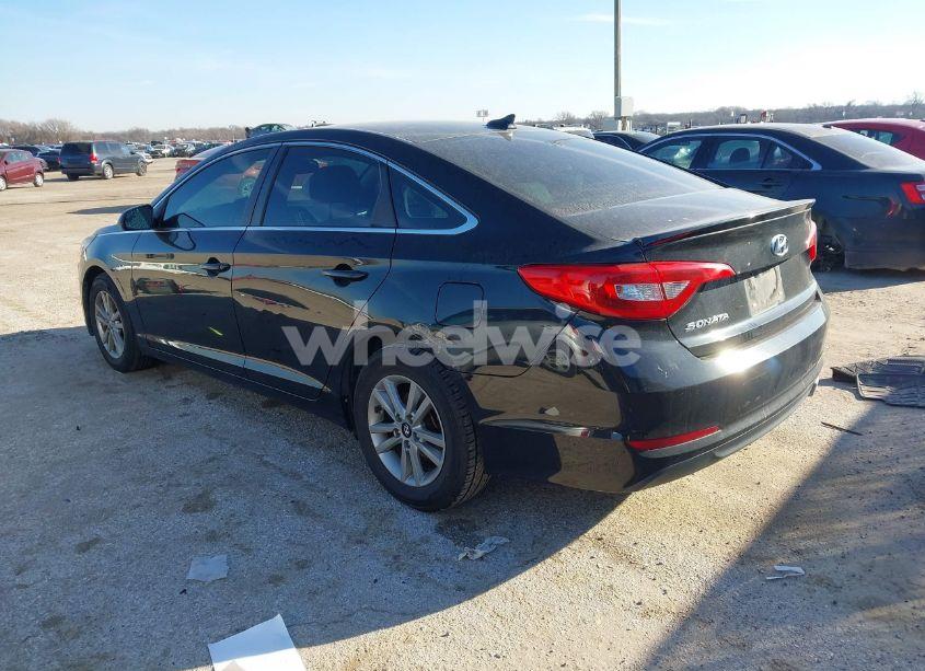 Photo 3 of 2015 Hyundai Sonata SE (VIN 5NPE24AF6FH019156)