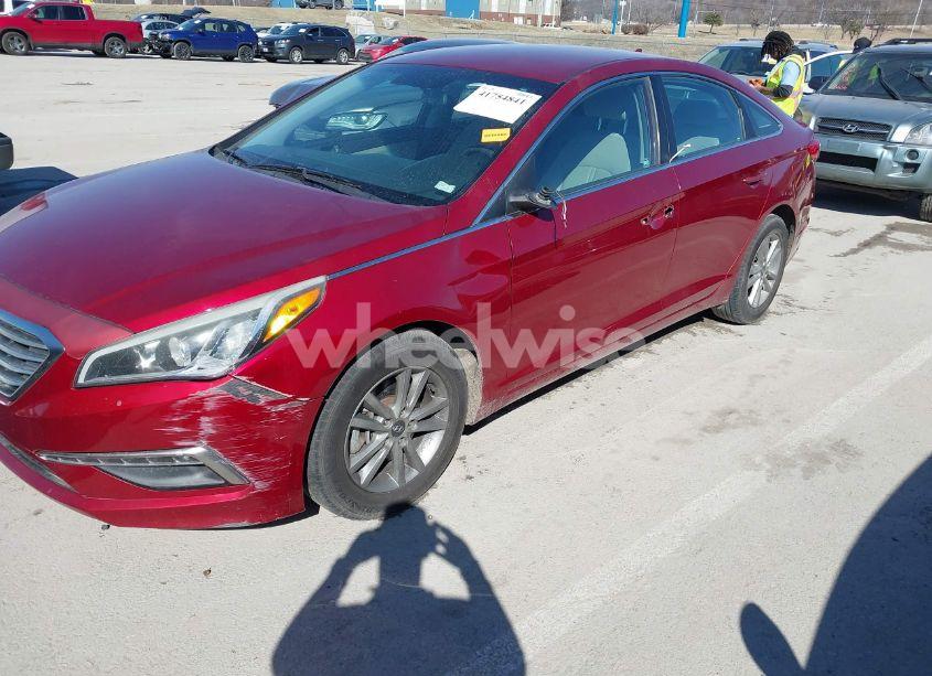 Photo 17 of 2015 Hyundai Sonata SE (VIN 5NPE24AF6FH024759)