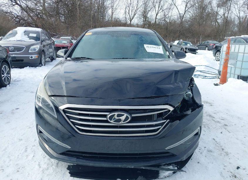 Photo 12 of 2015 Hyundai Sonata SE (VIN 5NPE24AF6FH099803)