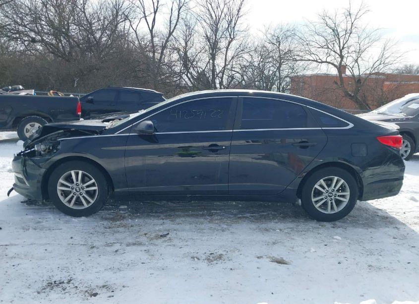 Photo 14 of 2015 Hyundai Sonata SE (VIN 5NPE24AF6FH099803)