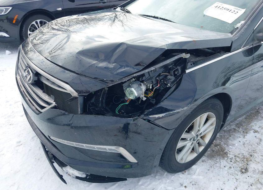 Photo 6 of 2015 Hyundai Sonata SE (VIN 5NPE24AF6FH099803)