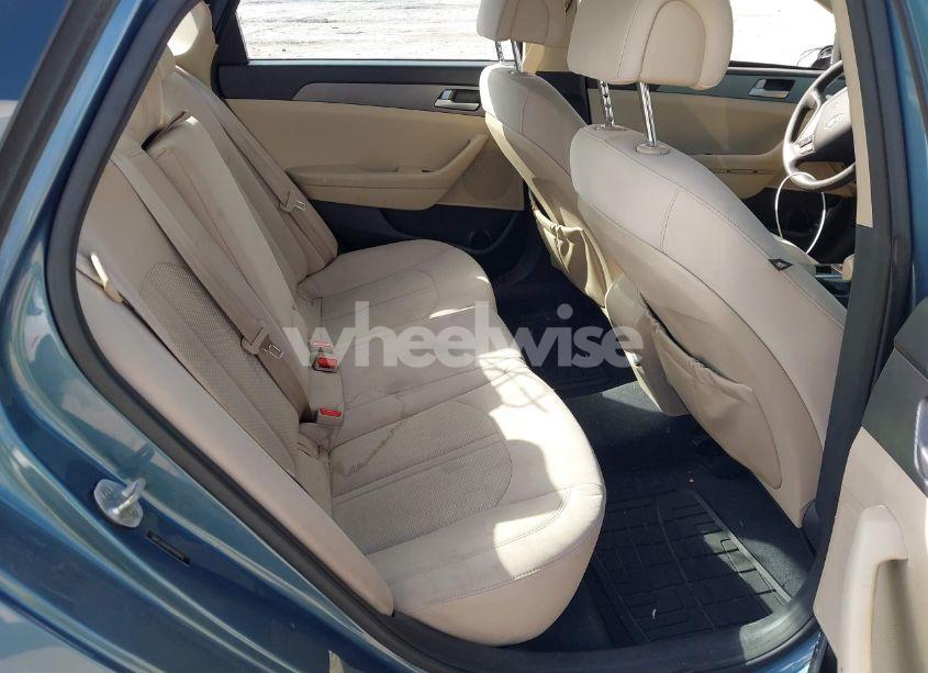 Photo 8 of 2015 Hyundai Sonata SE (VIN 5NPE24AF6FH105910)