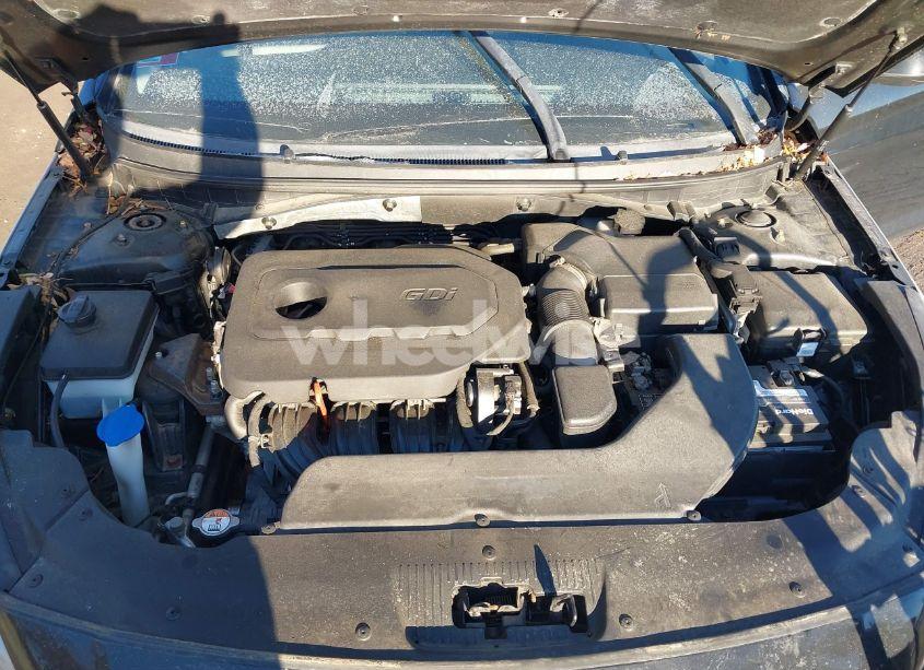 Photo 10 of 2015 Hyundai Sonata SE (VIN 5NPE24AF6FH133917)