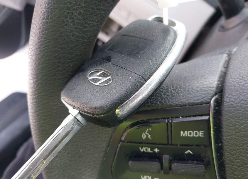 Photo 11 of 2015 Hyundai Sonata SE (VIN 5NPE24AF6FH139197)