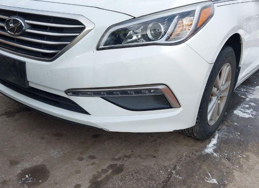Photo 13 of 2015 Hyundai Sonata SE (VIN 5NPE24AF6FH139197)