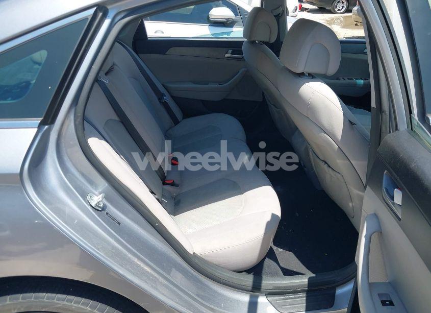 Photo 8 of 2015 Hyundai Sonata SE (VIN 5NPE24AF6FH148434)