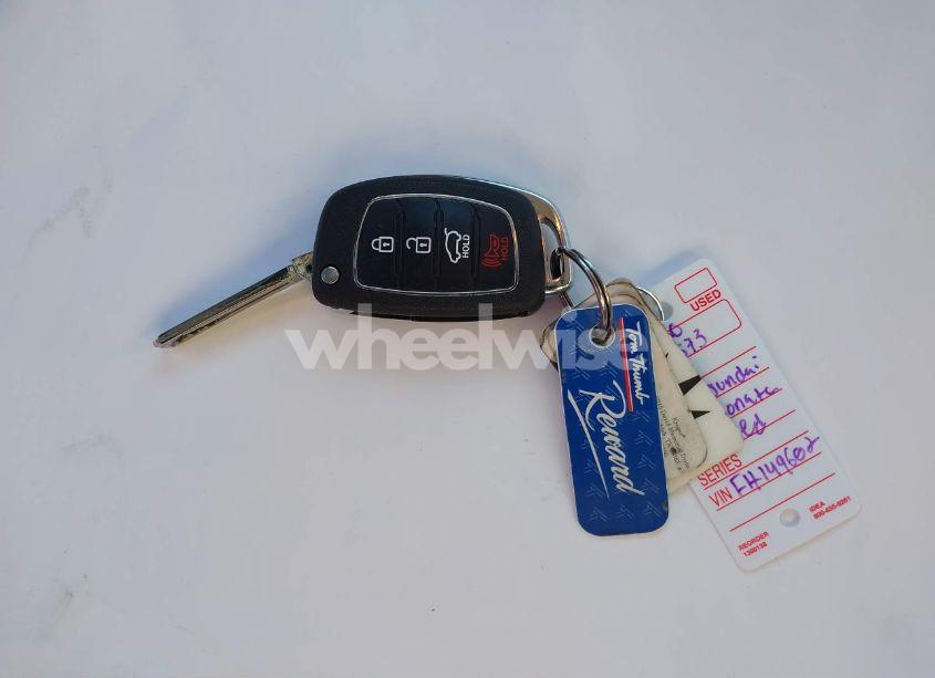 Photo 11 of 2015 Hyundai Sonata SE (VIN 5NPE24AF6FH149602)