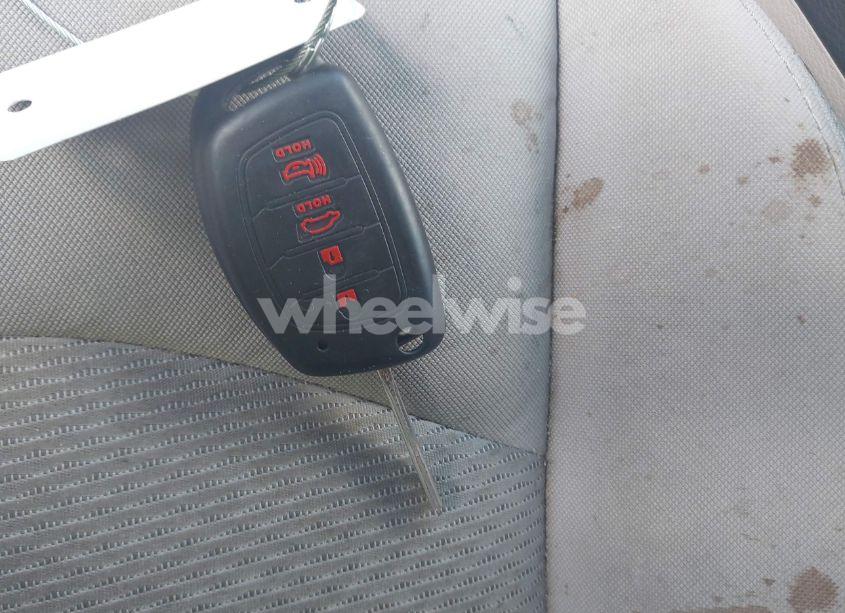 Photo 11 of 2015 Hyundai Sonata SE (VIN 5NPE24AF6FH158364)