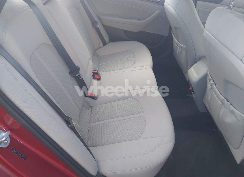 Photo 8 of 2015 Hyundai Sonata SE (VIN 5NPE24AF6FH158364)