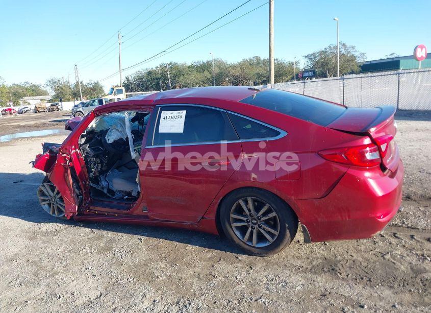 Photo 14 of 2015 Hyundai Sonata SE (VIN 5NPE24AF6FH161863)