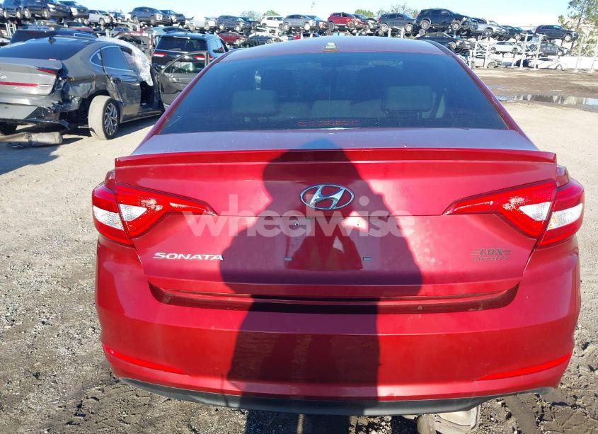 Photo 16 of 2015 Hyundai Sonata SE (VIN 5NPE24AF6FH161863)