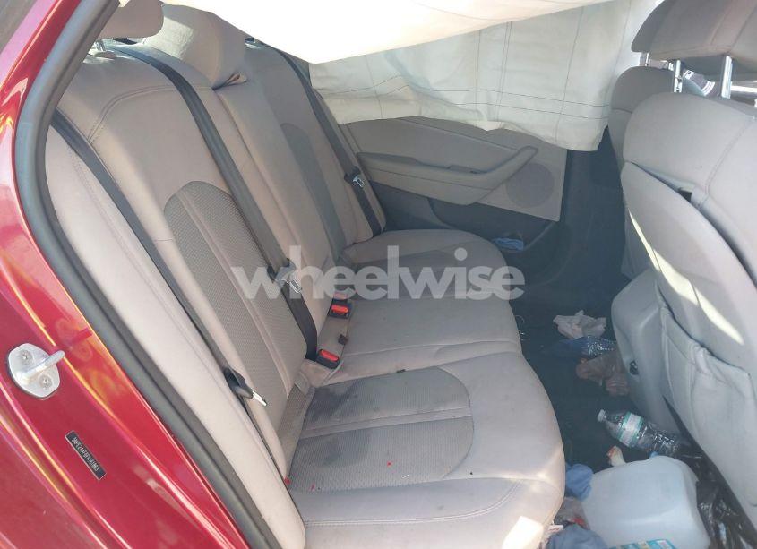 Photo 8 of 2015 Hyundai Sonata SE (VIN 5NPE24AF6FH161863)