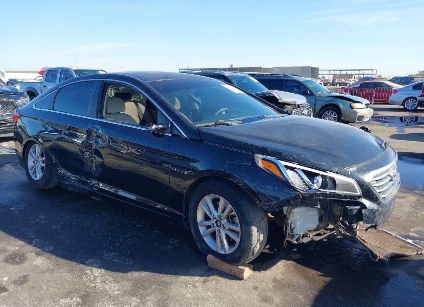 2015 Hyundai Sonata SE (VIN 5NPE24AF6FH171549) main photo