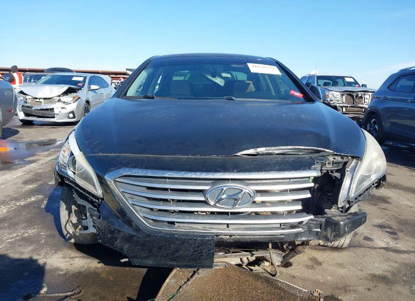 Photo 11 of 2015 Hyundai Sonata SE (VIN 5NPE24AF6FH171549)