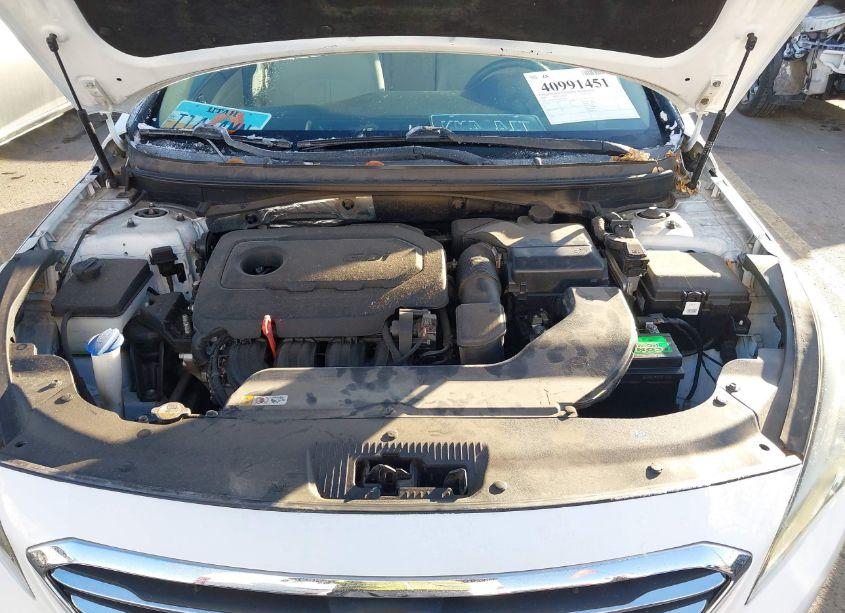 Photo 10 of 2015 Hyundai Sonata SE (VIN 5NPE24AF6FH171874)