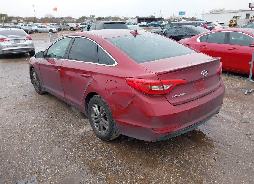 Photo 3 of 2015 Hyundai Sonata SE (VIN 5NPE24AF6FH174404)