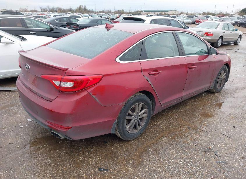 Photo 4 of 2015 Hyundai Sonata SE (VIN 5NPE24AF6FH174404)