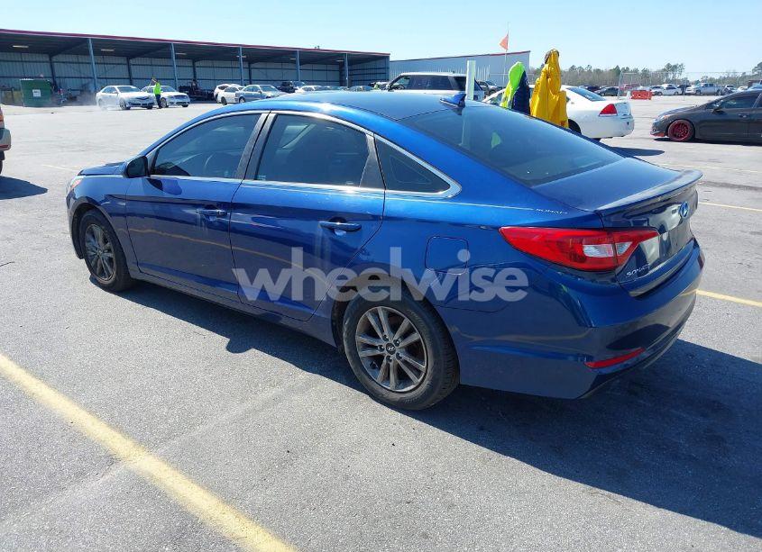 Photo 3 of 2015 Hyundai Sonata SE (VIN 5NPE24AF6FH185323)