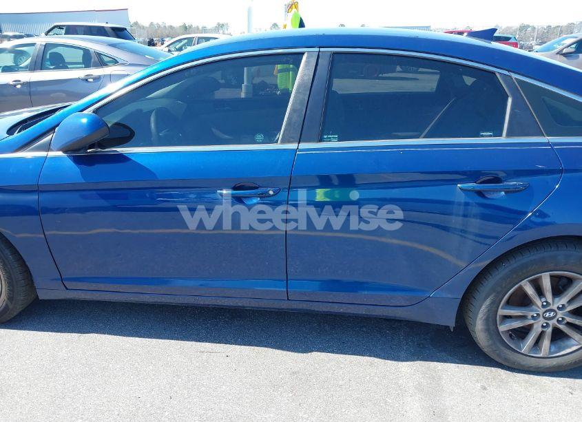 Photo 6 of 2015 Hyundai Sonata SE (VIN 5NPE24AF6FH185323)