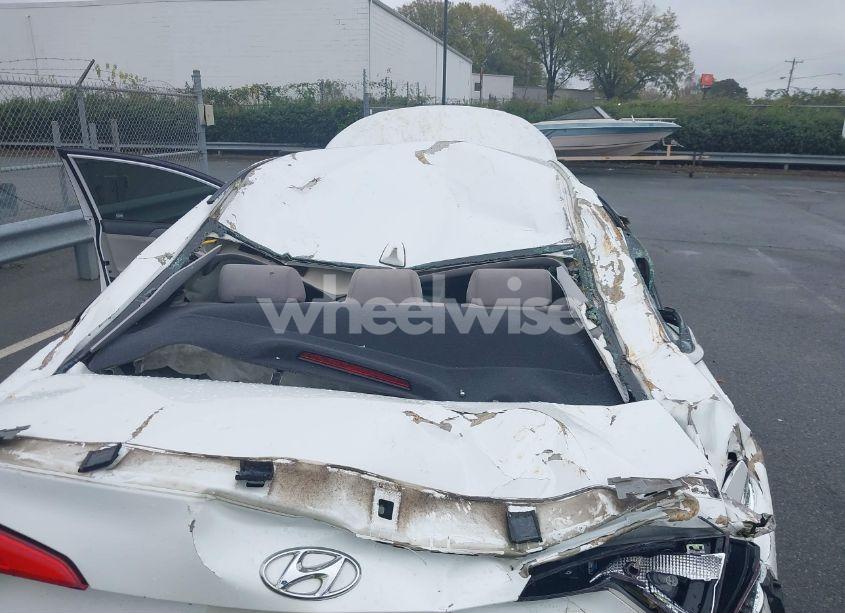 Photo 6 of 2015 Hyundai Sonata SE (VIN 5NPE24AF6FH203190)