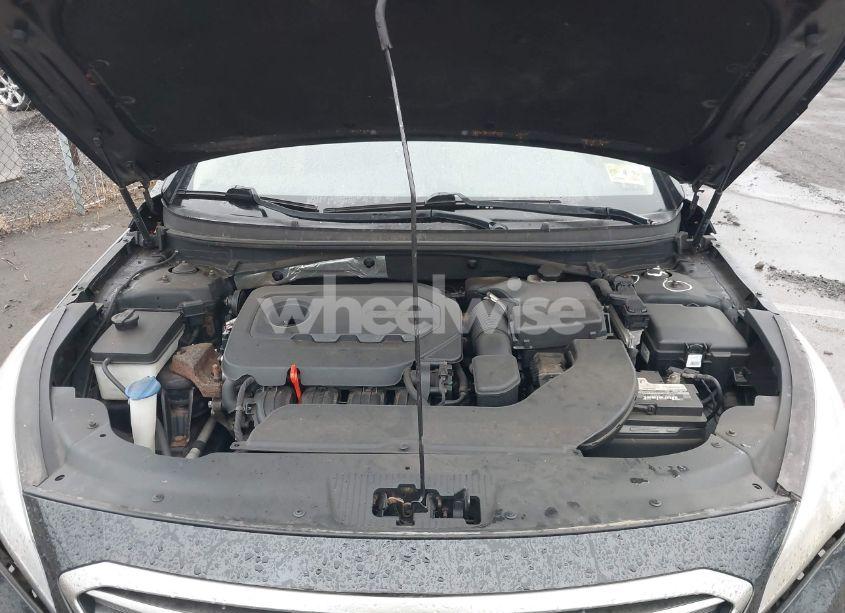Photo 10 of 2015 Hyundai Sonata SE (VIN 5NPE24AF6FH218398)
