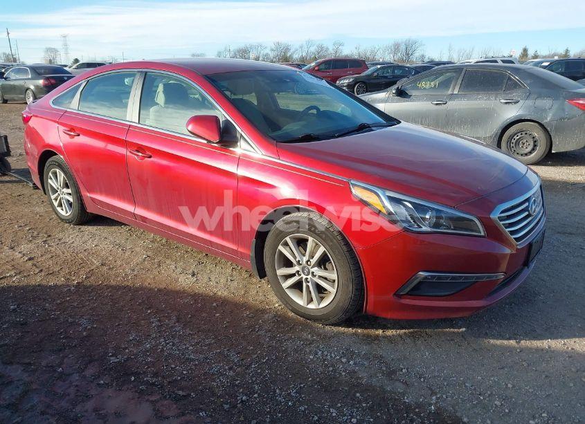 2015 Hyundai Sonata SE (VIN 5NPE24AF6FH219048) main photo