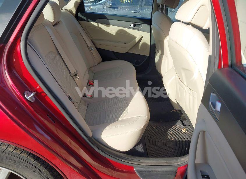 Photo 8 of 2015 Hyundai Sonata SE (VIN 5NPE24AF6FH219048)