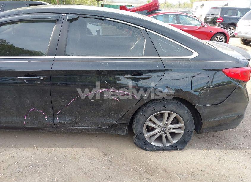 Photo 6 of 2015 Hyundai Sonata SE (VIN 5NPE24AF6FH219700)