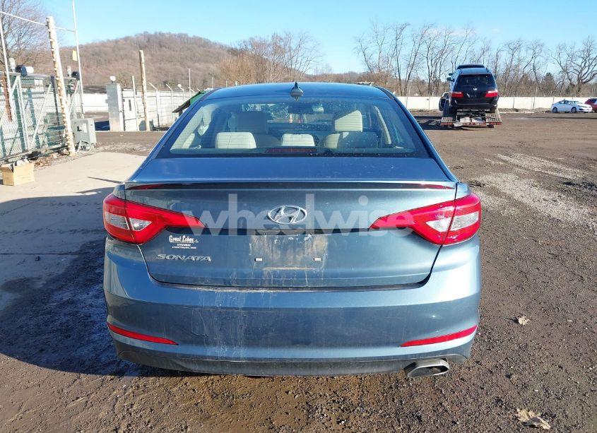 Photo 17 of 2015 Hyundai Sonata SE (VIN 5NPE24AF6FH223780)