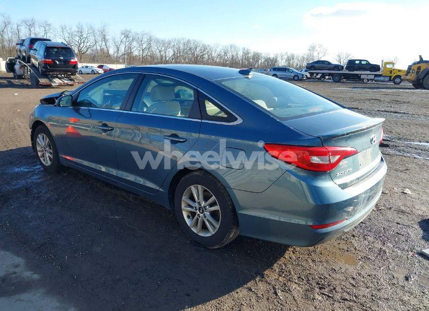 Photo 3 of 2015 Hyundai Sonata SE (VIN 5NPE24AF6FH223780)