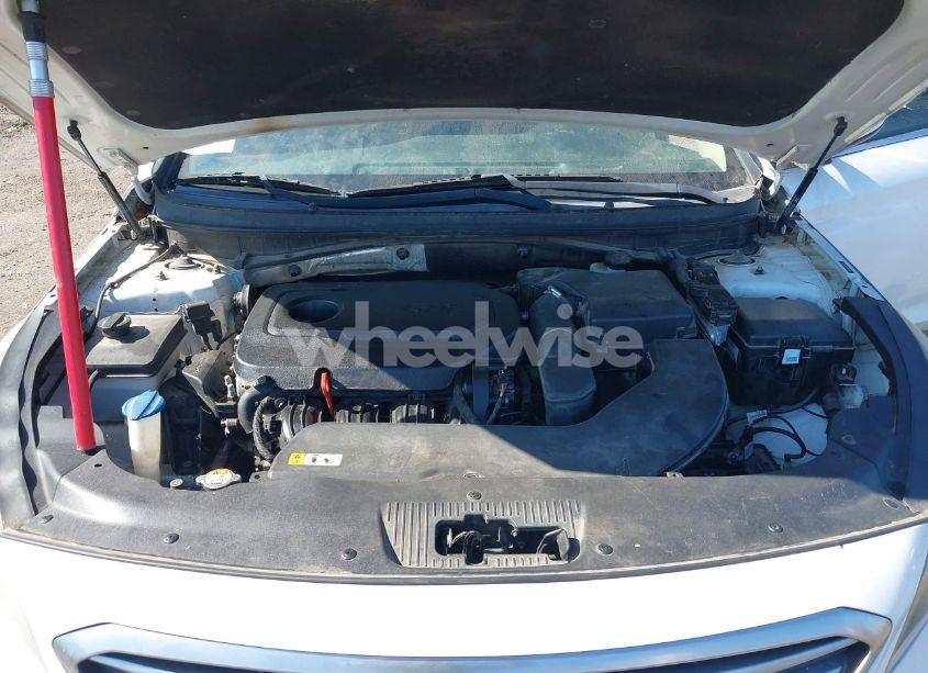 Photo 10 of 2015 Hyundai Sonata SE (VIN 5NPE24AF6FH226906)