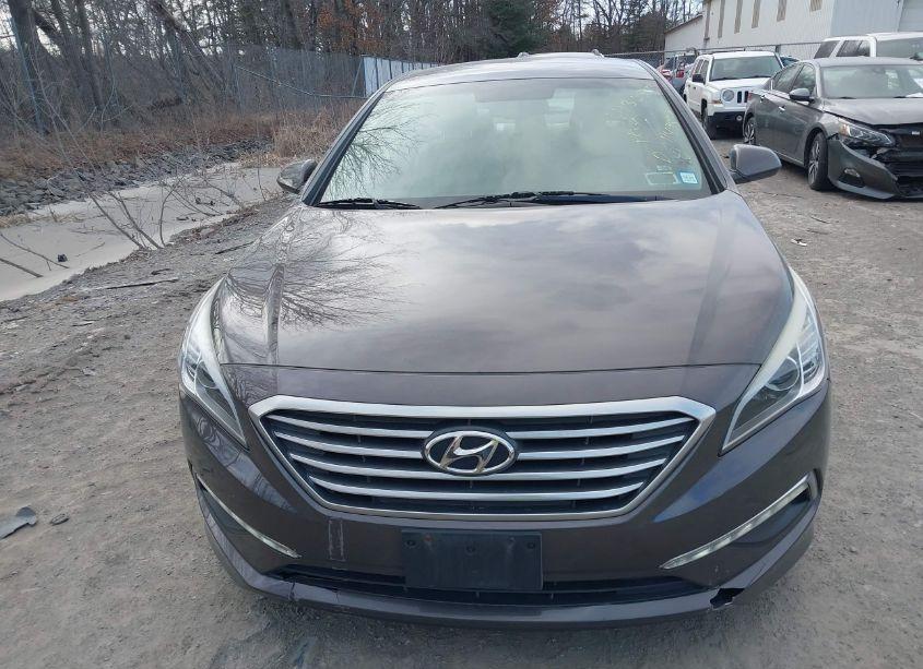 Photo 6 of 2015 Hyundai Sonata SE (VIN 5NPE24AF6FH230891)