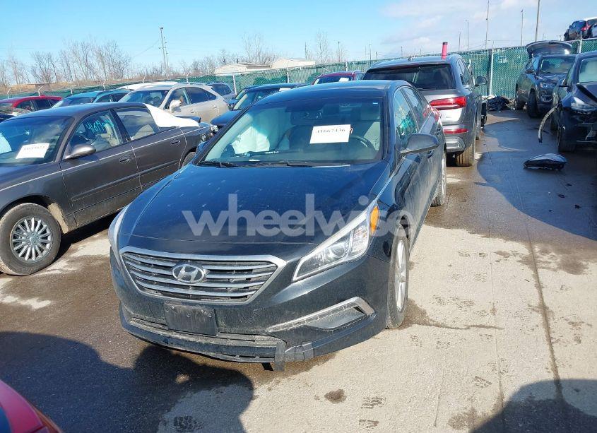 Photo 12 of 2015 Hyundai Sonata SE (VIN 5NPE24AF6FH241115)