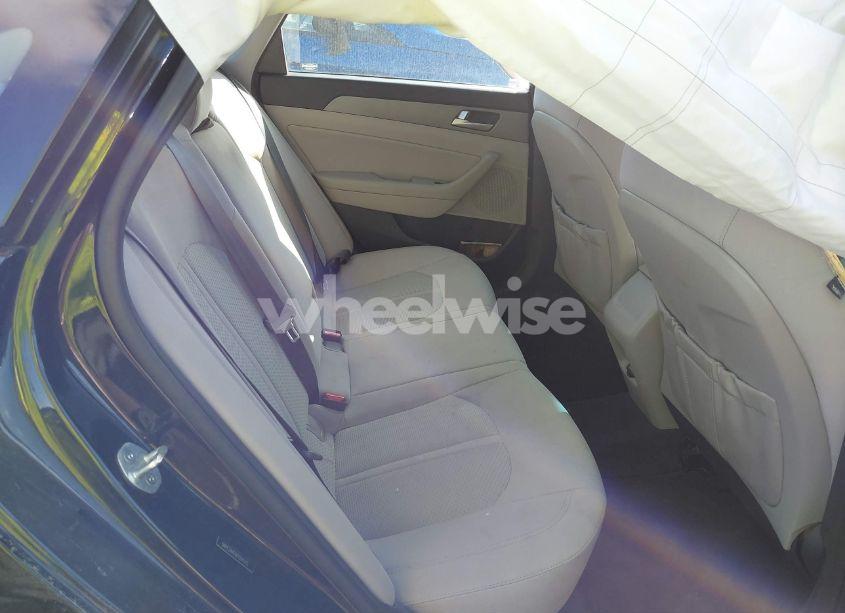 Photo 8 of 2015 Hyundai Sonata SE (VIN 5NPE24AF6FH241115)