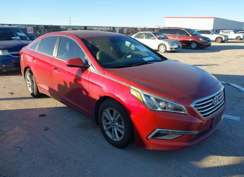 Photo 6 of 2015 Hyundai Sonata SE (VIN 5NPE24AF6FH243267)