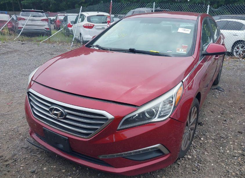 Photo 6 of 2015 Hyundai Sonata SE (VIN 5NPE24AF6FH243981)