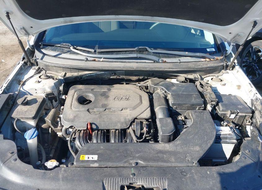 Photo 10 of 2015 Hyundai Sonata SE (VIN 5NPE24AF6FH245634)