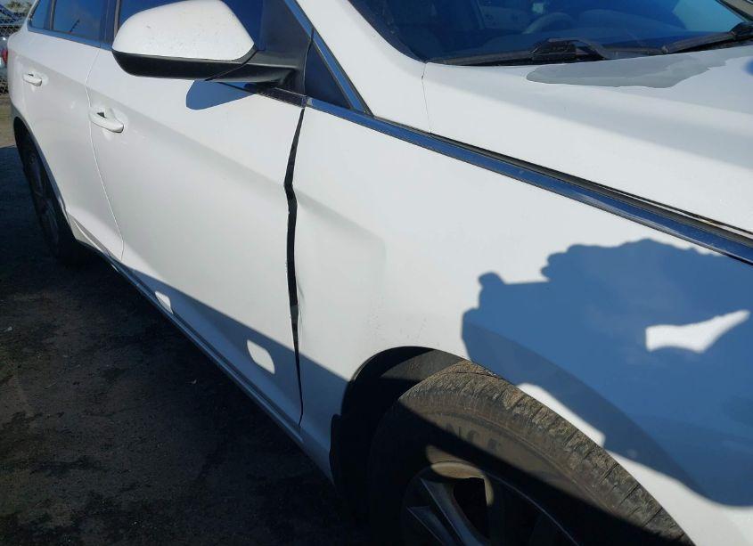 Photo 17 of 2015 Hyundai Sonata SE (VIN 5NPE24AF6FH245634)